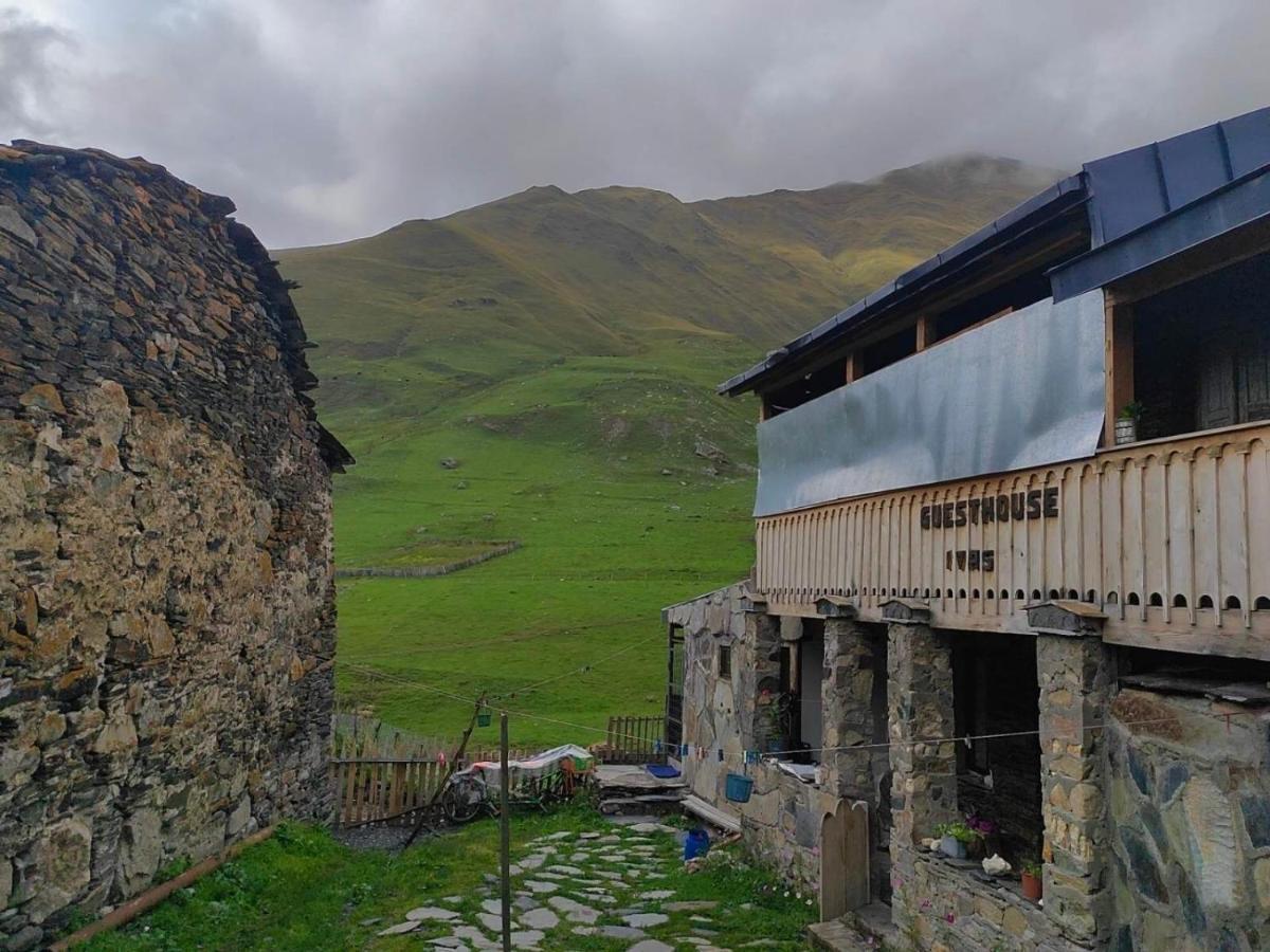 Guesthouse Ivas Ushguli Zewnętrze zdjęcie